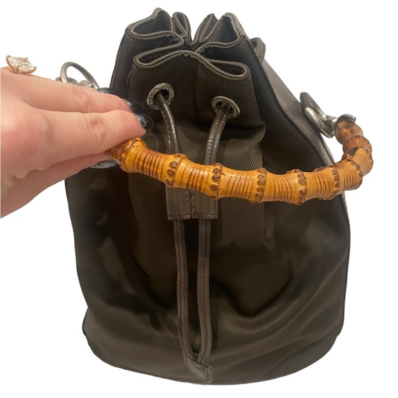 Gucci Authentic Vintage Bamboo Handle Bucket Bag - Picture 7 of 16
